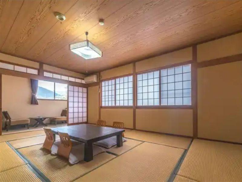 Yufuin Ryokan Tatsumi酒店 外观 照片